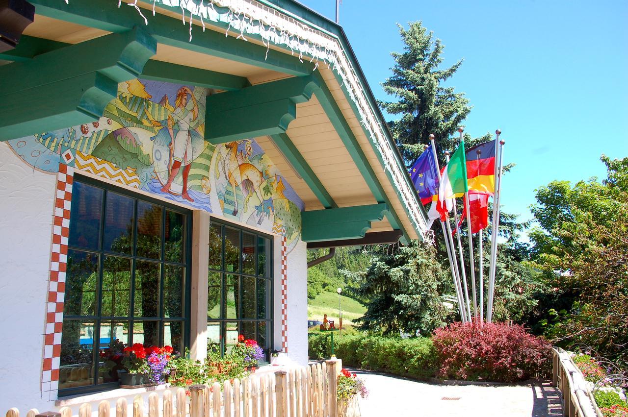 Hotel Piedibosco Моэна Экстерьер фото