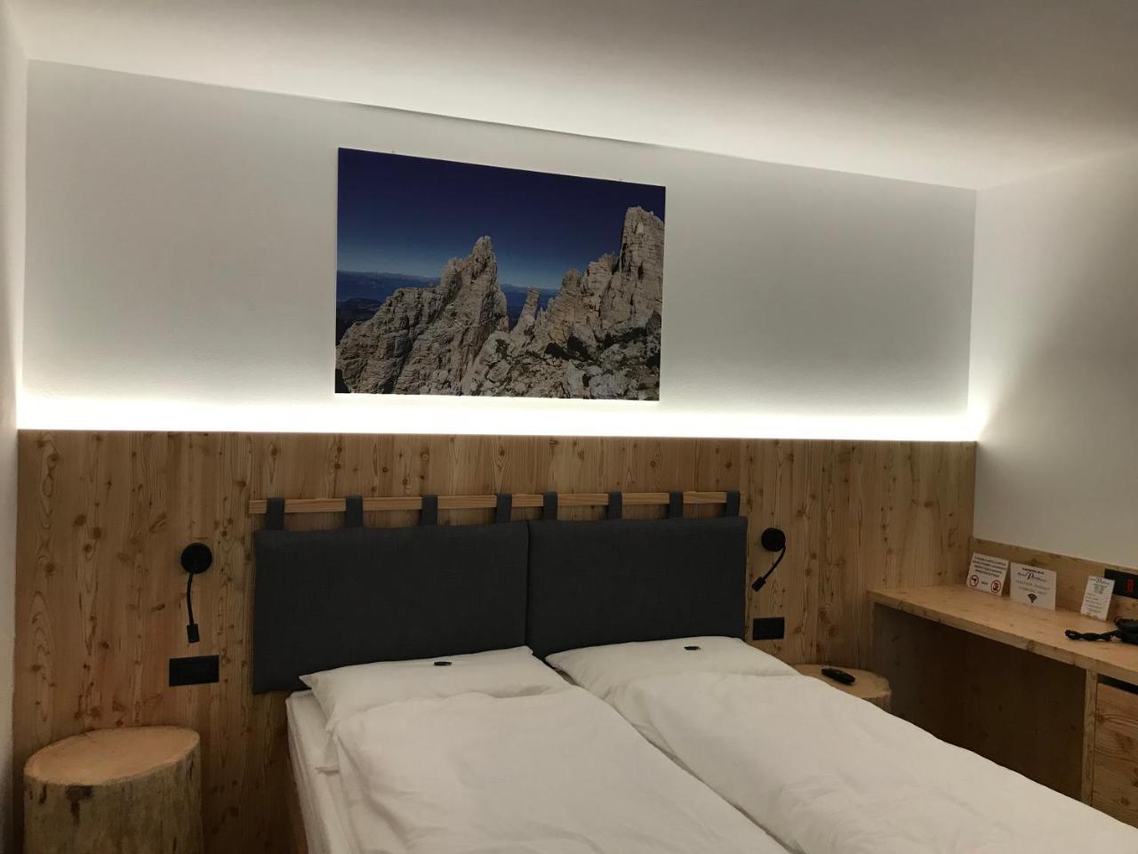 Hotel Piedibosco Моэна Экстерьер фото